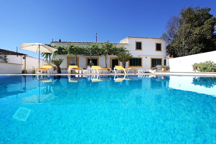 Sunny Villa With Pool, Garden & Bbq - Palma