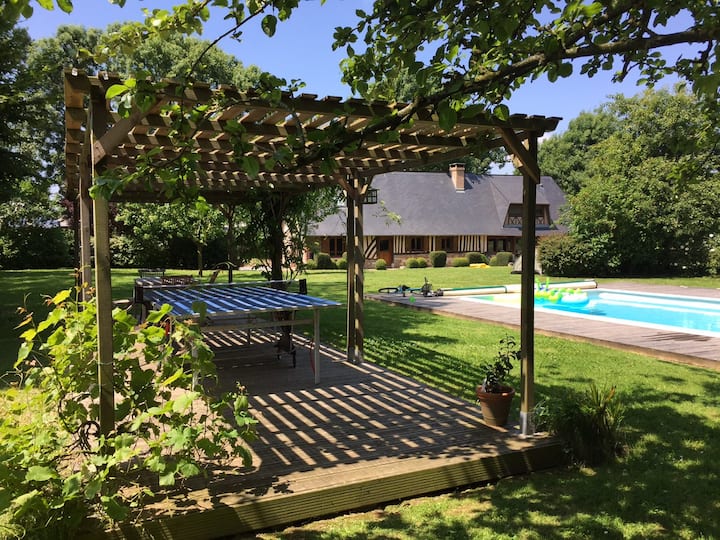 Grand cottage 8 pers - Parc paysagé avec piscine - Pont-Audemer