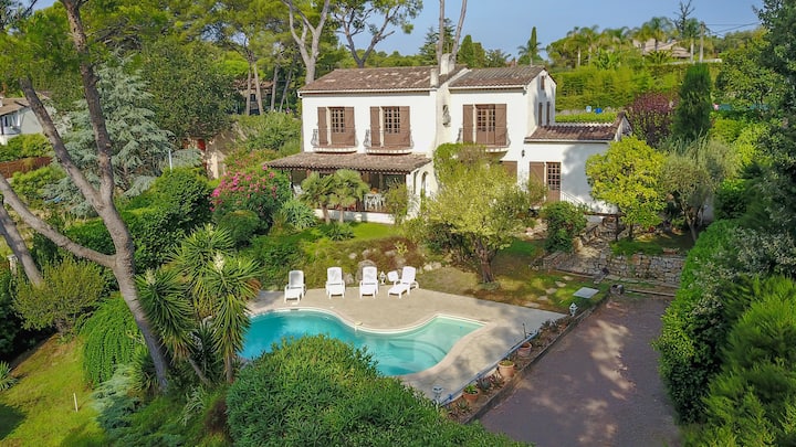 Magnifique Villa Provençale, Avec Piscine Privée - Cannes