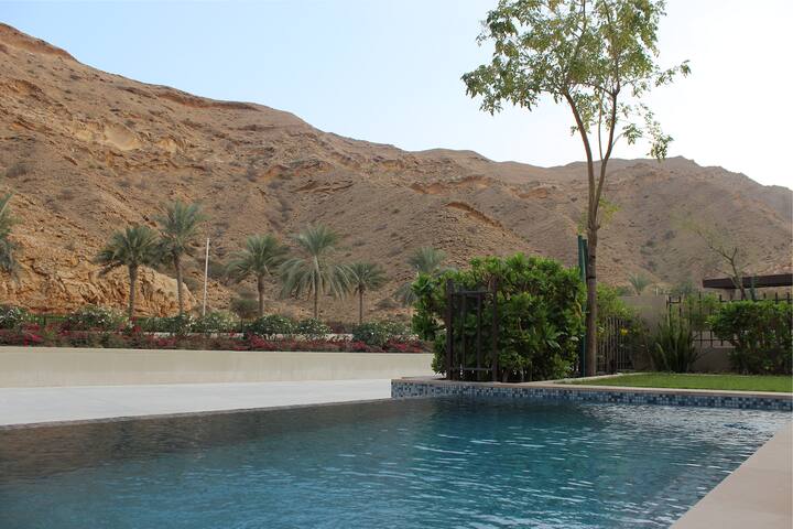 villa with swimming pool,mountain & lagoon view - Muscat
