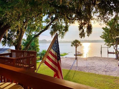 Lake Broward, FL airbnb, hotels and vacation rentals