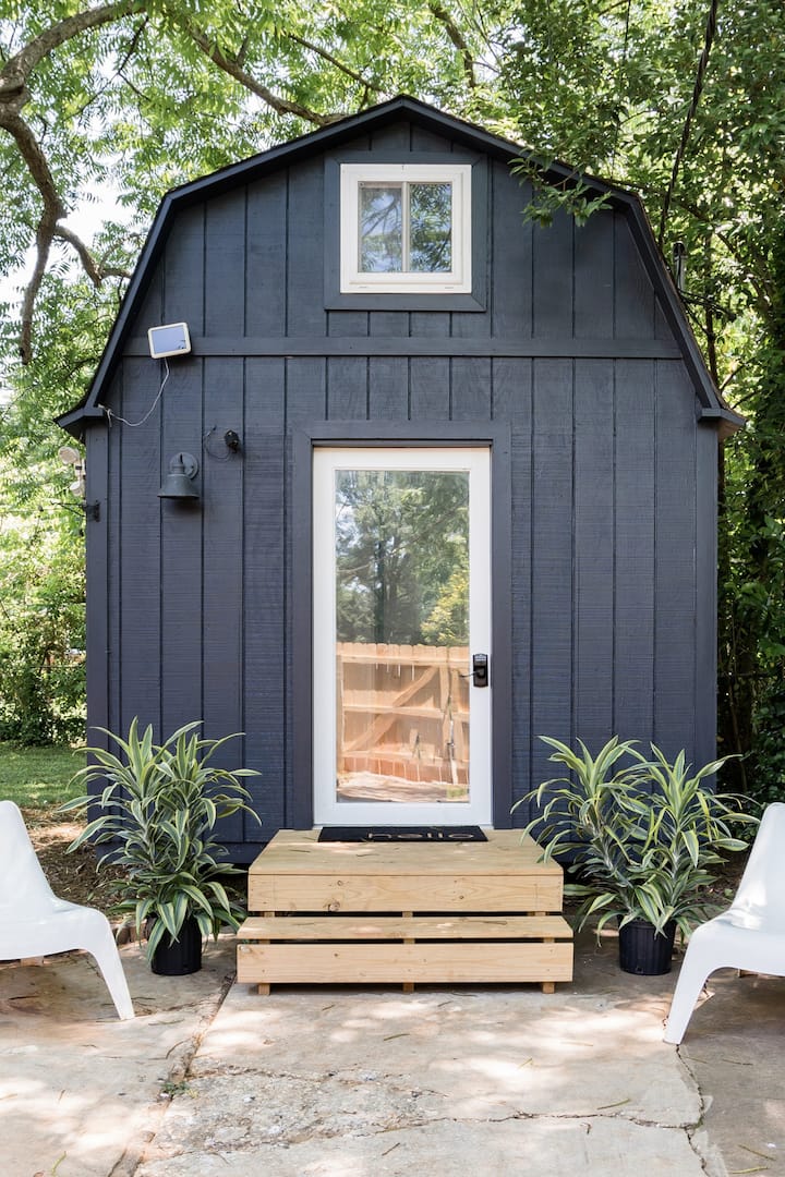 Embrace Tiny Living in a Magical, Bespoke Little Home - Windsor Park - Charlotte