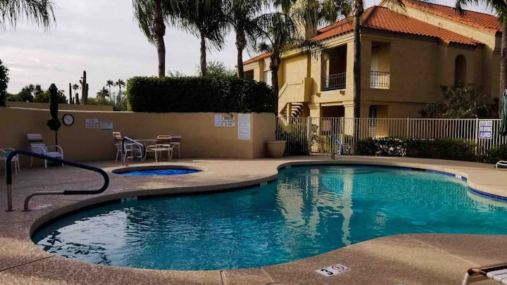 Relax Anytime Of The Year At The Racquet Club! - Scottsdale
