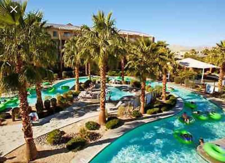 Luxury 1 bed 5 star Condo near Coachella  festival - Indio
