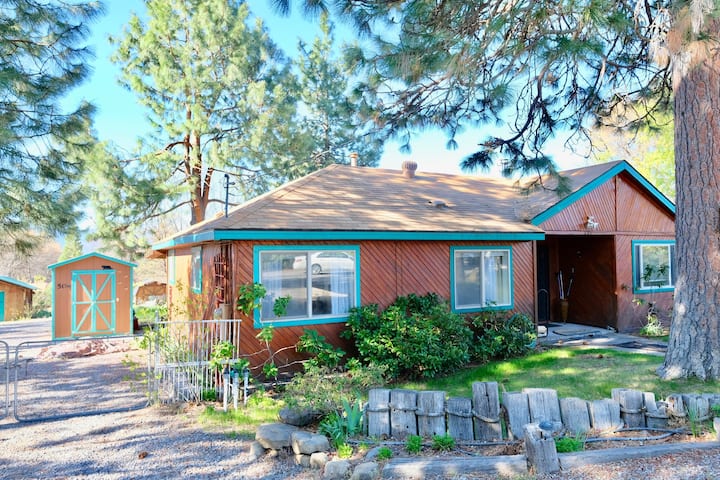 Redwood Garden Cottage - California