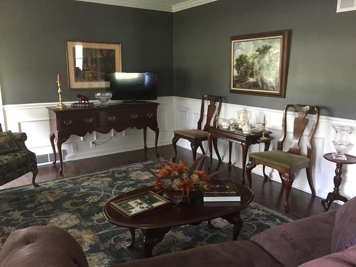 Luxury Private Residence - Mount Vernon, IL