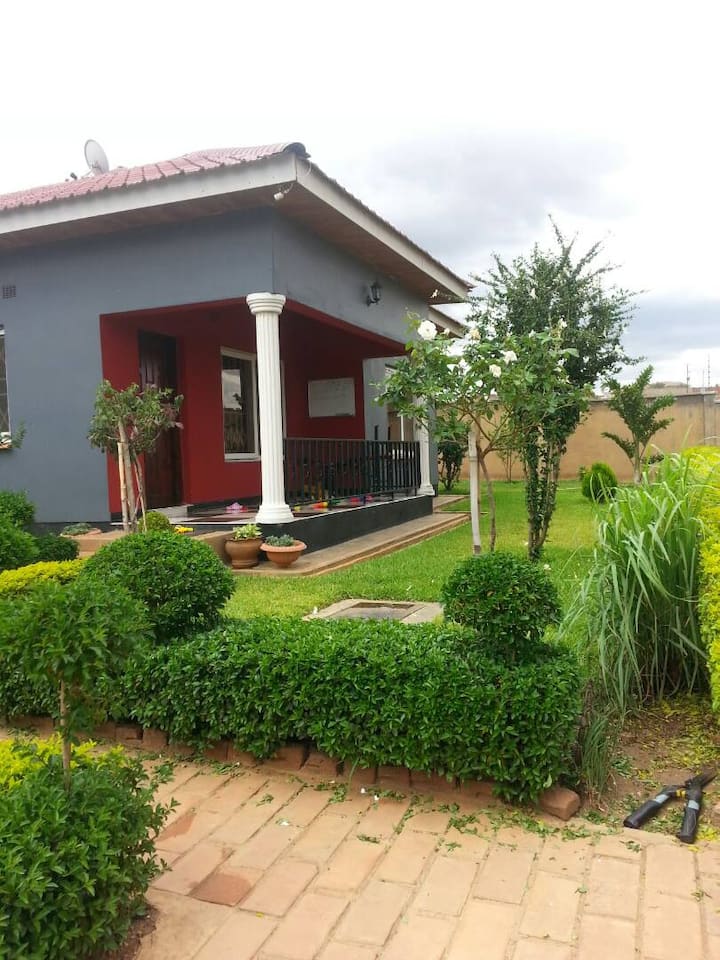 Mona's Retreat - Lilongwe