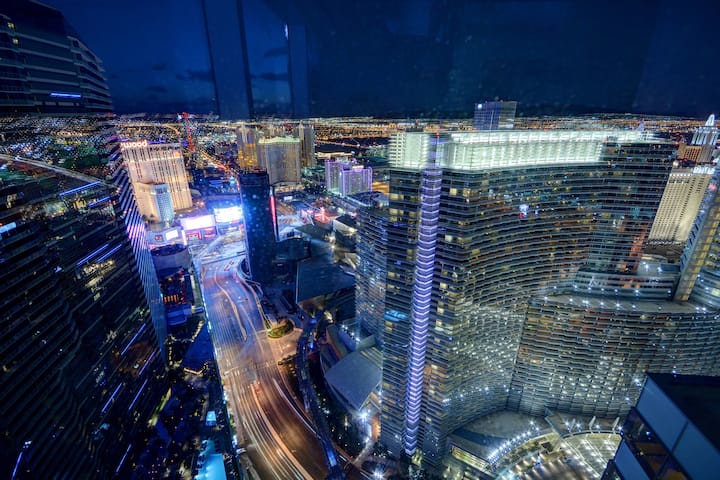 Vdara Skyvilla One Bedroom Panoramic View (Rare) - Las Vegas, NV