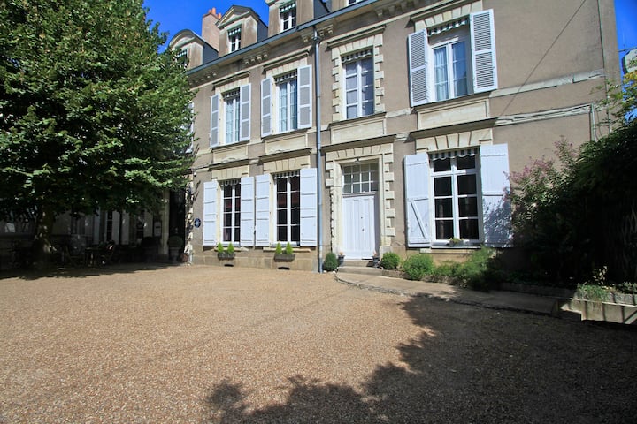 Ancien Couvent Reconverti En Hôtel De Charme - Angers