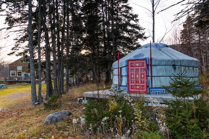 The Little Red Yurt At Cabot Shores - Cape Breton