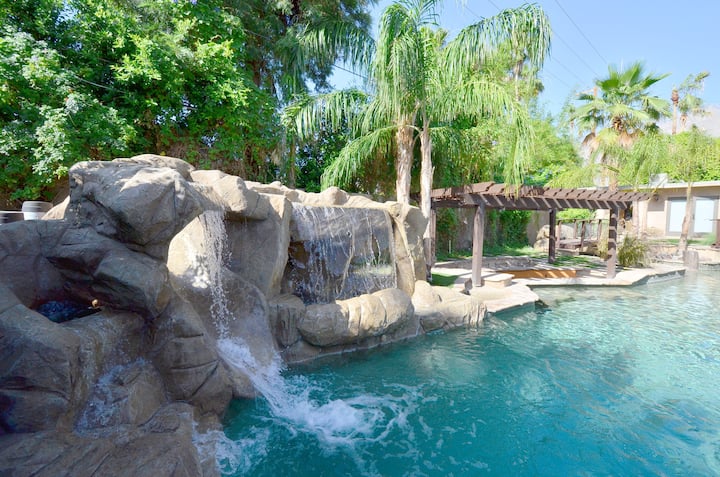 Spa In A Grotto; Slide; Swim Up Bar And More! - Palm Springs, CA