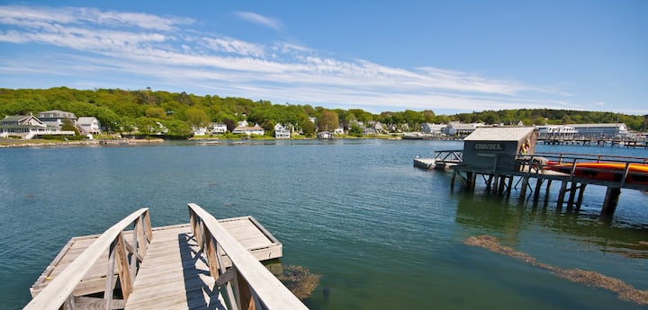 Luxury Condo on Water's Edge in Boothbay Harbor - Maine (State)