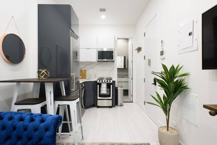 78-1D | NEW Junior 1 BR~Prime UES~WD in unit - New York City