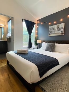 Tustin, CA Vacation Rentals and Airbnb cozycozy