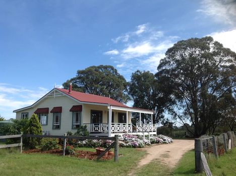 Cabin and Chalet Rentals at the Best Price cozycozy