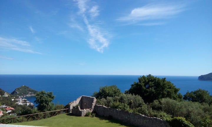 Flat with amazing view on the sea. - Bergeggi