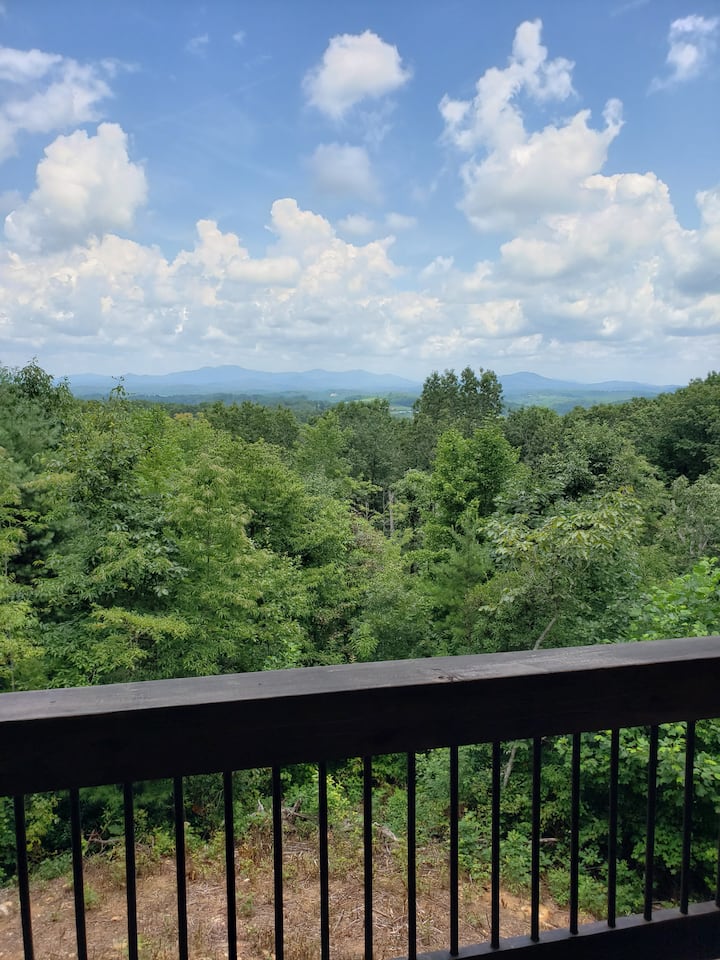 Top of the Mountain with Gorgeous Mountain Views - Tennessee (State)