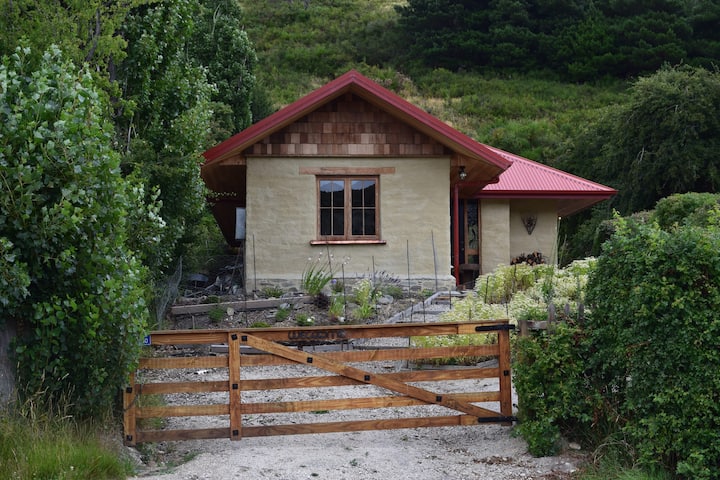 The Old Orchard Cottage - New Zealand