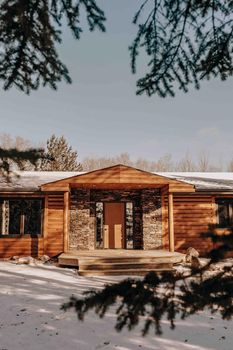 Carlyle Cabins at the Best Price cozycozy