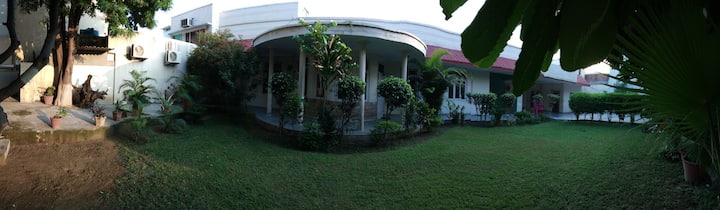 Kuckoo's villa - Modern villa, garden and parking - Jalandhar