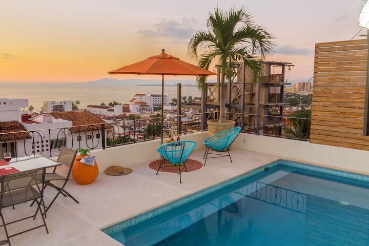 3 Bedroom Ocean View Condo In Downtown +Pool +Wifi - Puerto Vallarta