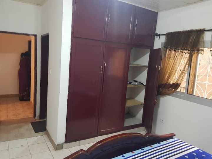 Appartement meublé situé à Douala Bonamoussadi - Douala