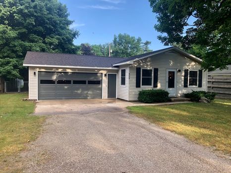 Elk Rapids, MI Vacation Rentals and Airbnb cozycozy