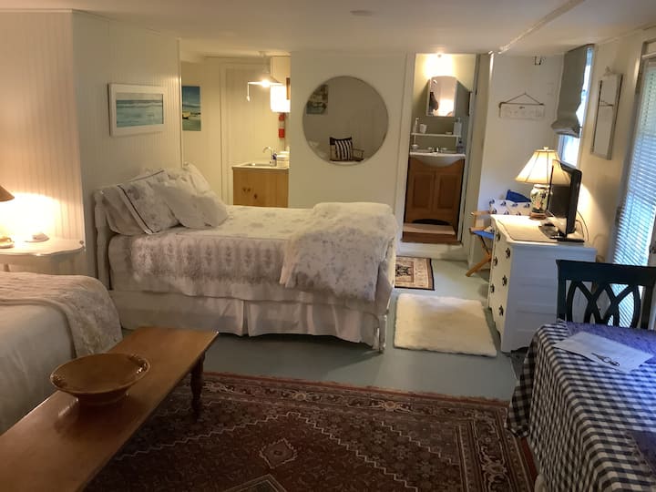 Madison Cozy Studio With Private Entrance - Connecticut
