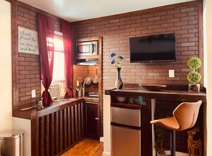 Private one bedroom apart in heart of philly - Philadelphia, PA