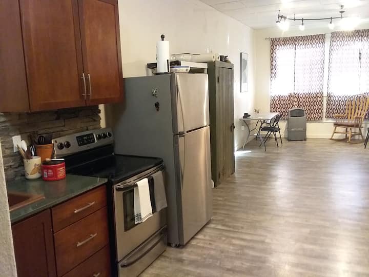 Work From Anywhere! Roomy condo!
Great Base Camp! - Montrose, CO