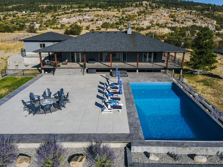 Paradise! Private Pool Home With A View! - Penticton