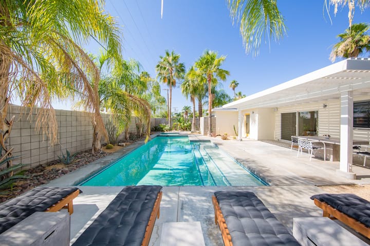 Private Mid-century Oasis - Palm Springs, CA