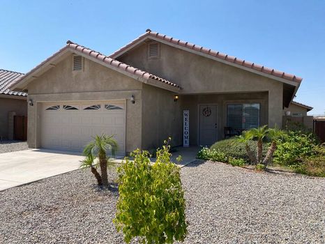 Yuma, AZ Vacation Rentals and Airbnb cozycozy