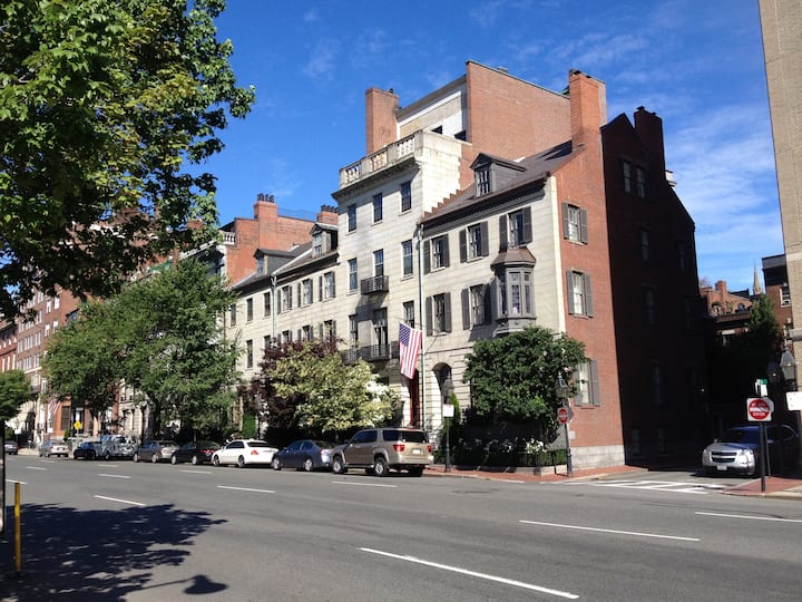 Stunning Beacon Hill Boston Townhouse Apartment - Beacon Hill - Boston