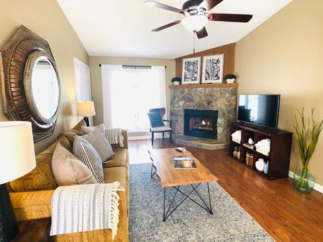 Blowing Rock Apartments and Condos For Rent cozycozy