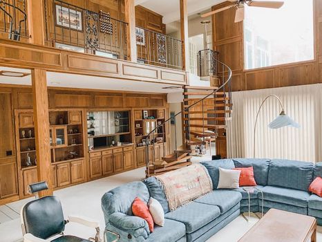 Charleston, IL Vacation Rentals & Airbnb COZYCOZY