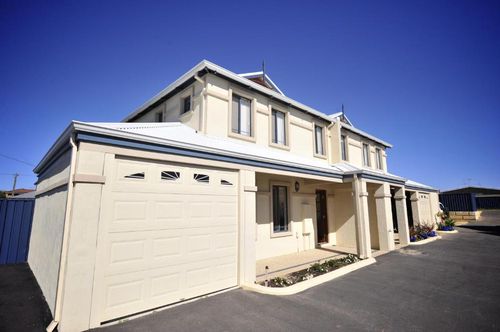 3666 Perth Short Term and Weekly Rentals cozycozy