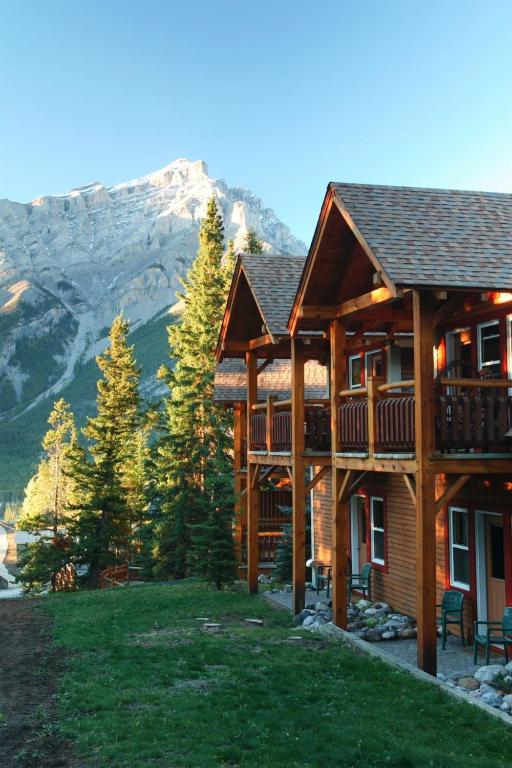 Buffalo Mountain Lodge - Banff
