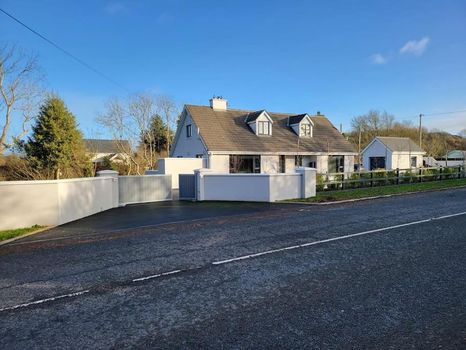 Waterford Villas and Holiday homes Best Deals on cozycozy