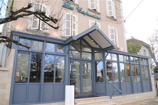 Hôtel Restaurant Les Capucins - Repas Possible - Avallon