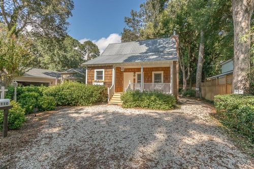 Cabin and Chalet Rentals at the Best Price cozycozy