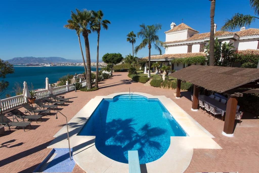 Andalusian Villa On The Sea And The Bay Of Malaga - Málaga