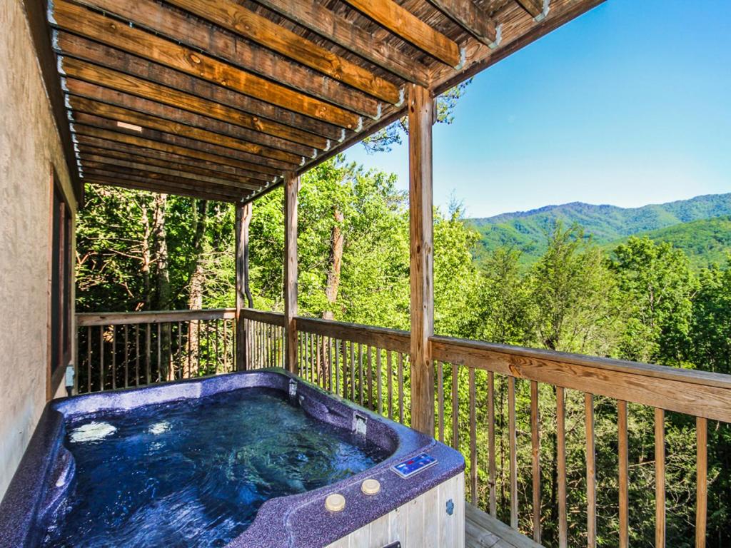 Majestic View, 1 Bedroom, Sleeps 2, Jetted Tub, Mountain View, Hot Tub - États-Unis