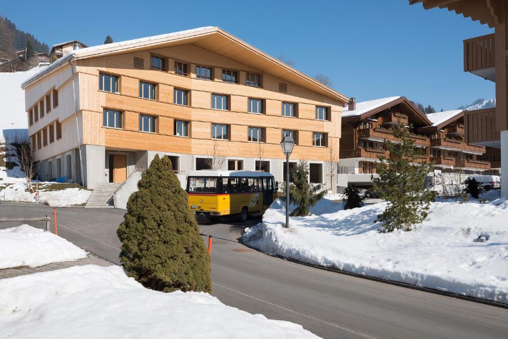 Gstaad Saanenland Youth Hostel - Suisse