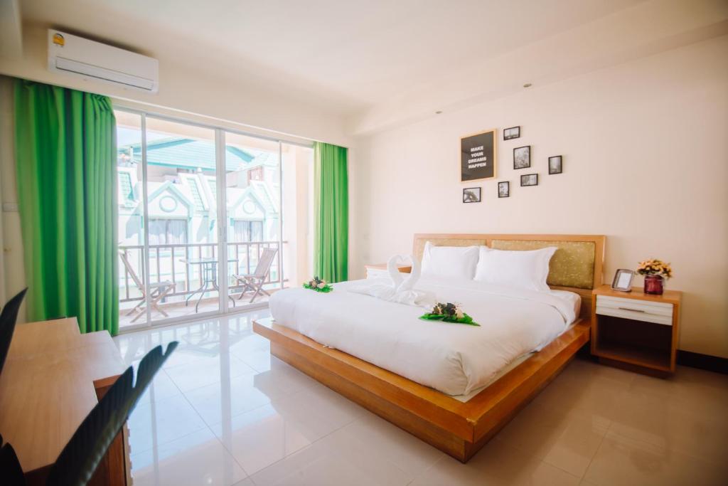 Patong Beach Side Hotel - Thailand