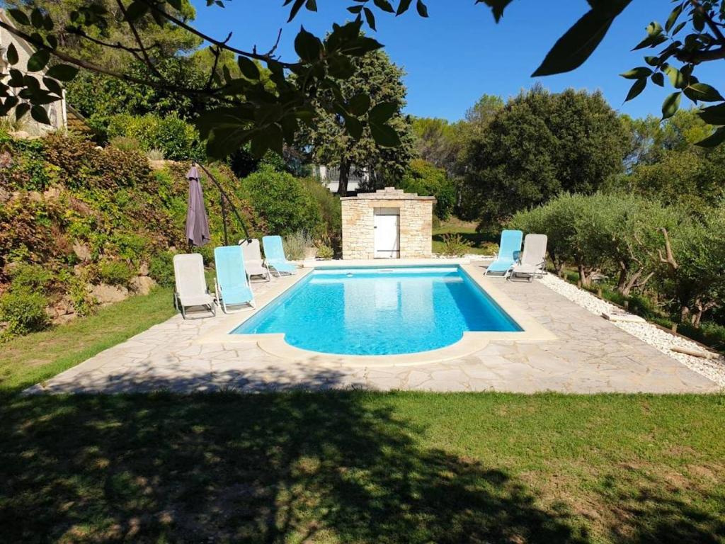 Villa De 4 Chambres Avec Piscine Privee Jardin Clos Et Wifi A Saint Nazaire - Bagnols-sur-Cèze