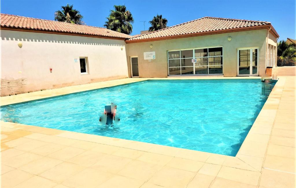 Awesome Home In Gallargues-le-montueux With Outdoor Swimming Pool, Wifi And 2 Bedrooms - Lunel