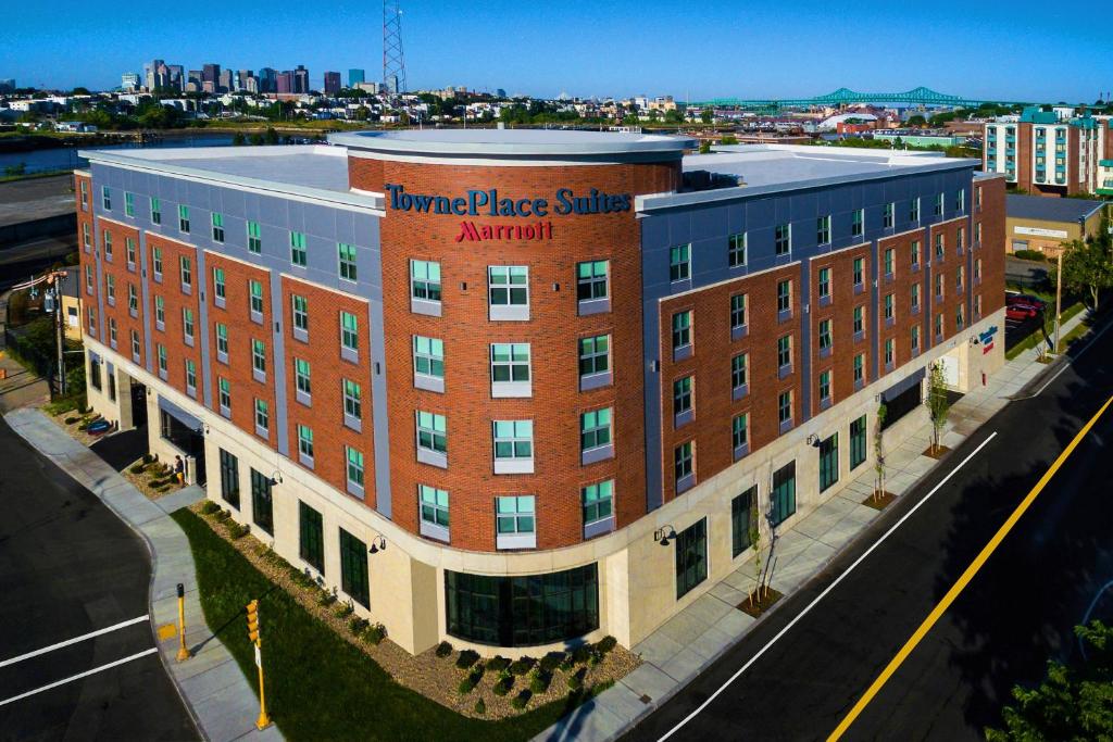 Towneplace Suites By Marriott Boston Logan Airport/chelsea - Boston, MA