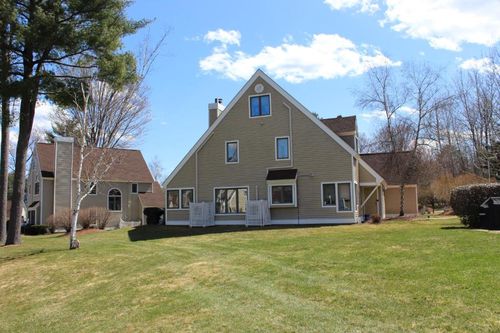 Laconia Vacation Rentals and Airbnb cozycozy