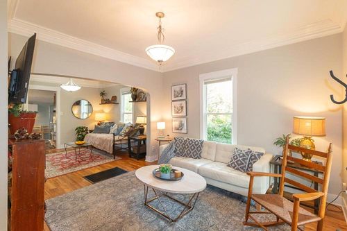 Topeka, KS Villas and Beach house Best Price on cozycozy